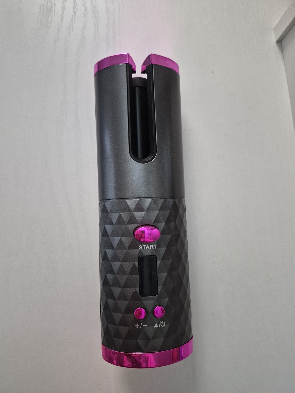 Cordless Automatic Hair Curler in Black and Metallic Pink
